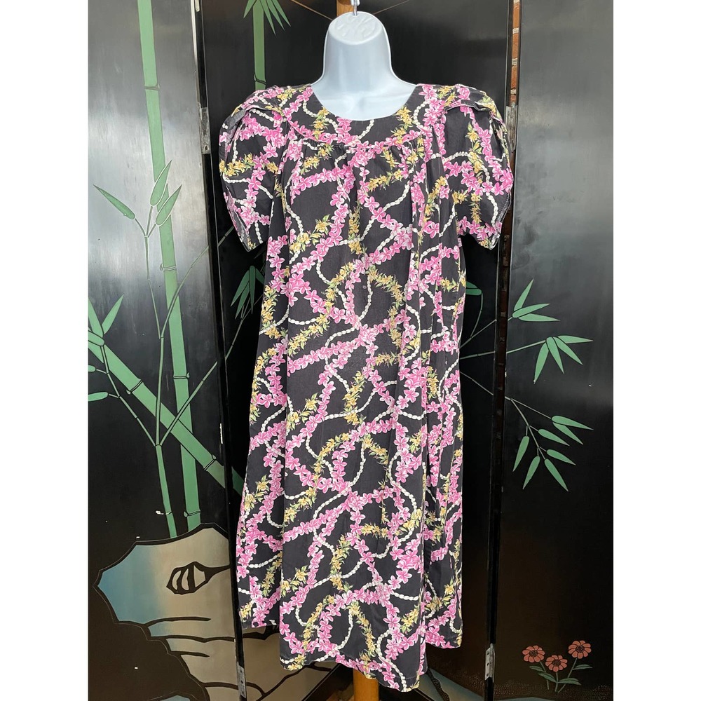 Hawaiian Muumuu